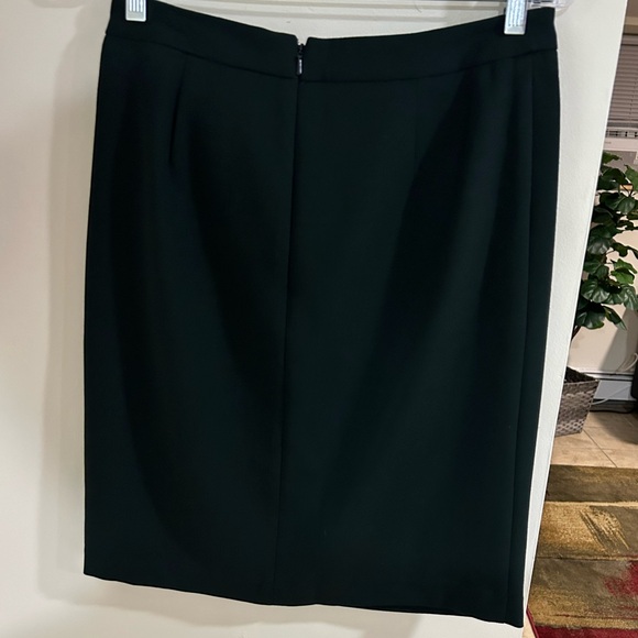NWT REISS Ginnie Tailored Wool Blend Wrap Bottle Green Skirt - UK 10 / US 6 - Picture 12 of 15